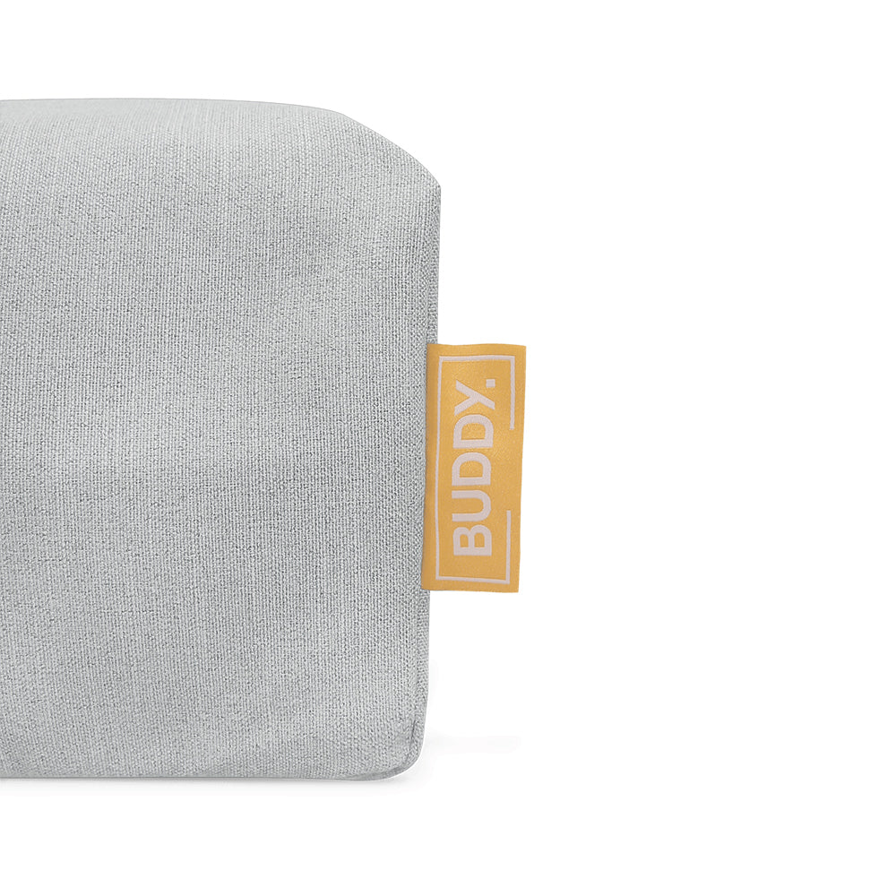 Das Logo von BUDDY. am Hundebett Jumbo in der Farbe: Stone.