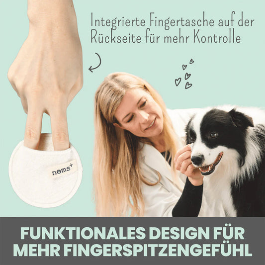 Detailaufnahme des weichen, durchdachten Designs der Noms+ Pflegepads mit Fingeröffnung