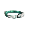 Das EDDGY™ Hundehalsband in frontalem Blick auf weißem Hintergrund, aus recyceltem Material gefertigt und mit stilvollem Design.